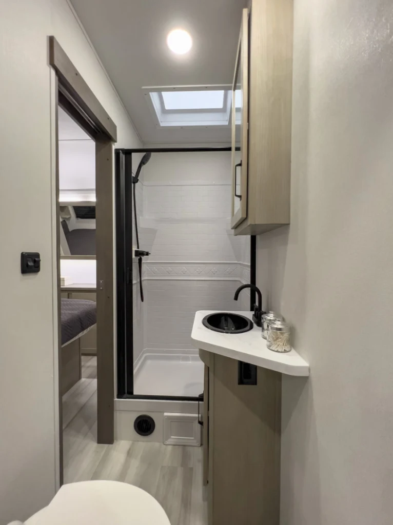 Grand Design Momentum G Class bathroom