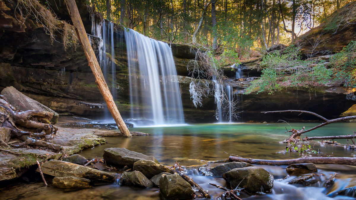 7 Amazing Waterfalls in Alabama - Drivin' & Vibin'