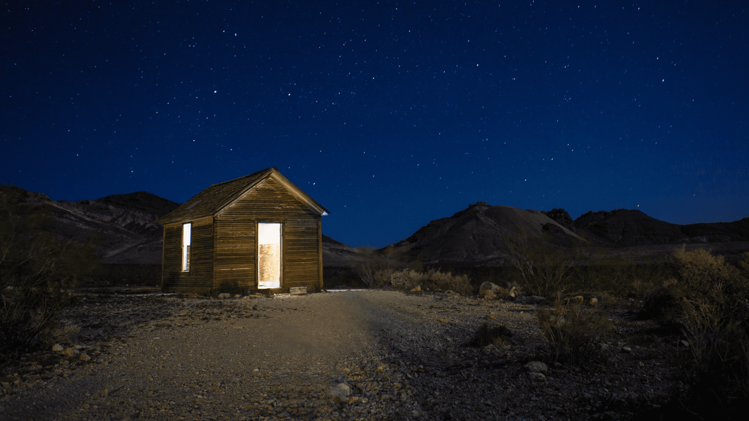 5 Spooky Ghost Towns in Arizona