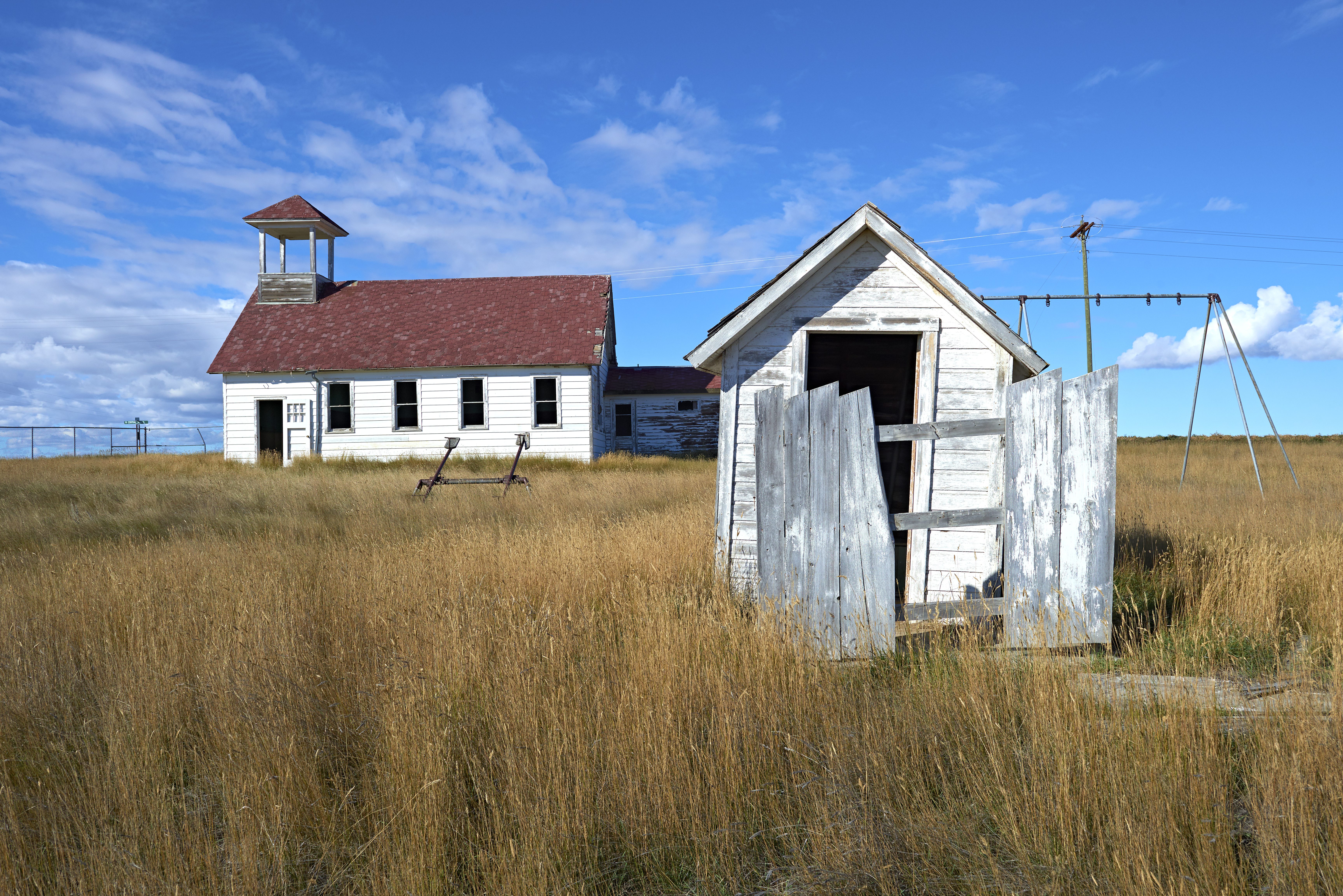 5 Spooky Ghost Towns in Montana