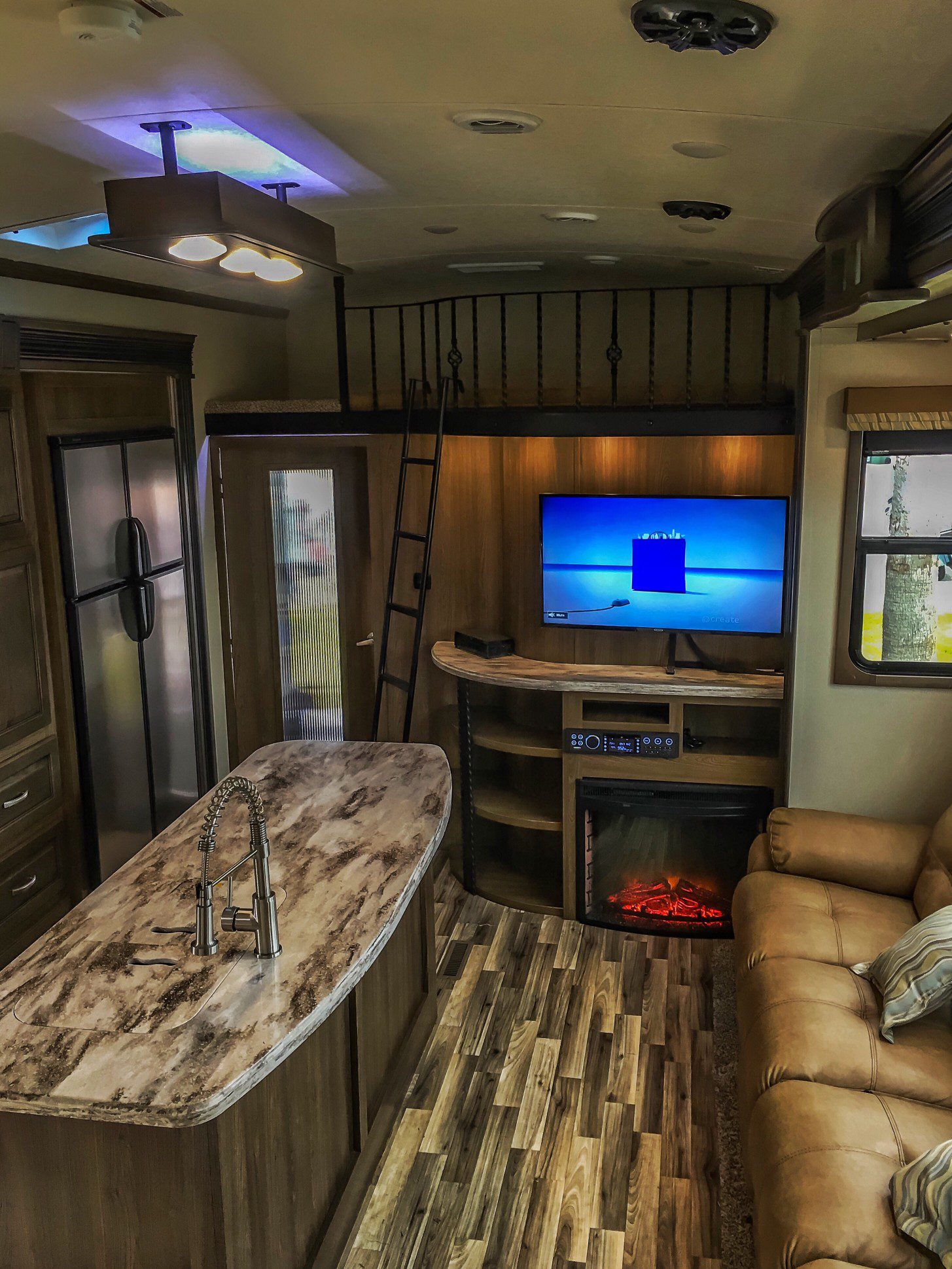 rv outdoor living space on 5 Reasons To Avoid A Toy Hauler Rv Drivin Vibin
