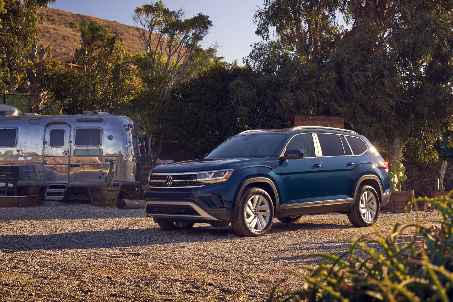 Can The VW Atlas Tow a Camper Trailer?
