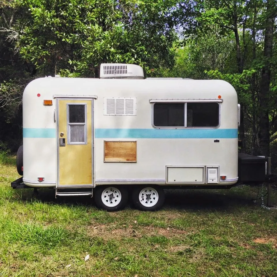 a discountinued fiber stream trailer