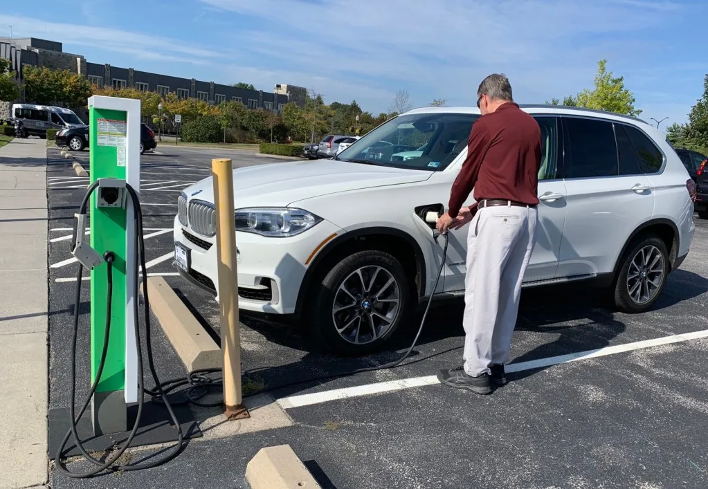Hybrid SUVs can offer you extra space and better fuel efficiency.