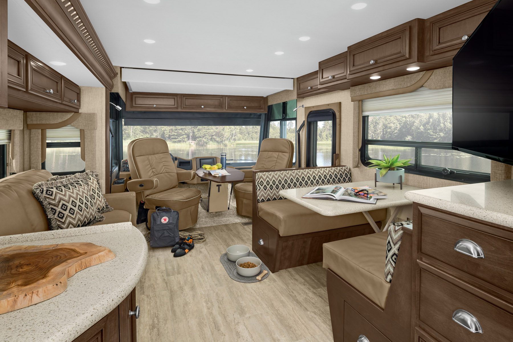 5 Best Newmar RVs Available in 2021