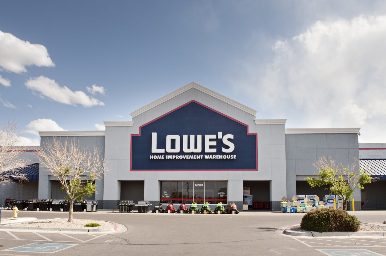 Are You Allowed to Park Your RV Overnight at Lowe’s?