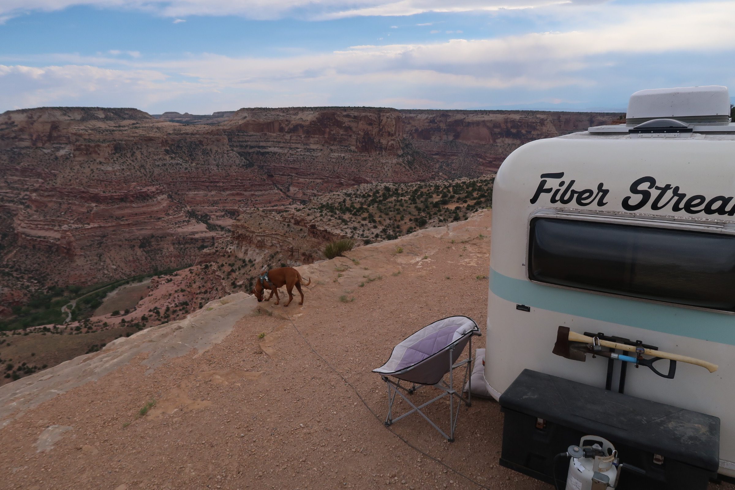 How Difficult Is It to Find Good Cell Service While Boondocking