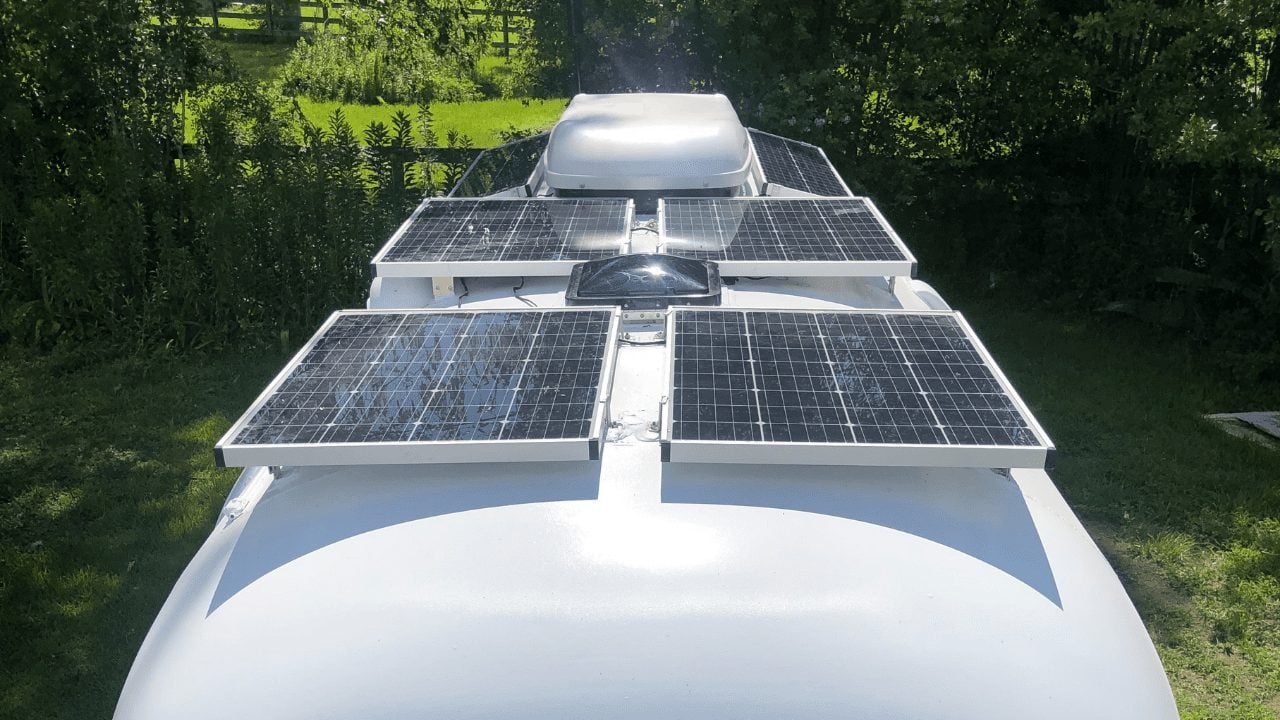 11 Reasons RV Solar Power is a Farce Drivin' & Vibin'