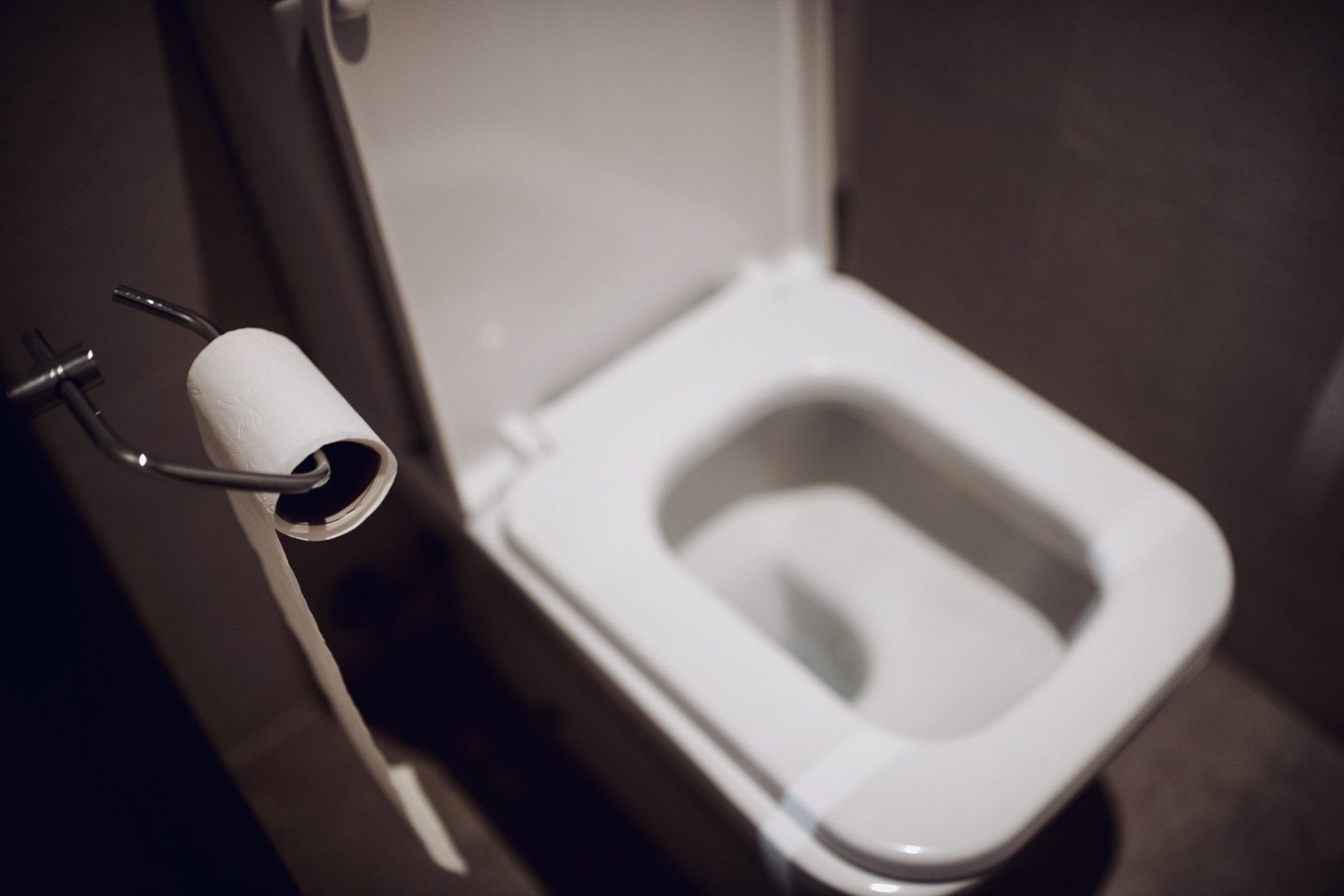 How Much Water Does an RV Toilet Use Per Flush? Drivin' & Vibin'