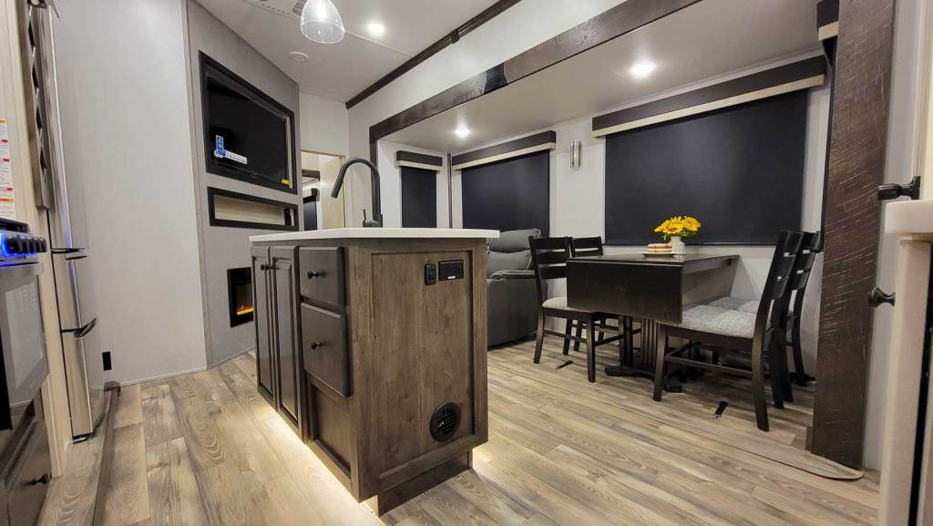 Interior product shot of Cardinal FX 5th wheel from Forest River website.