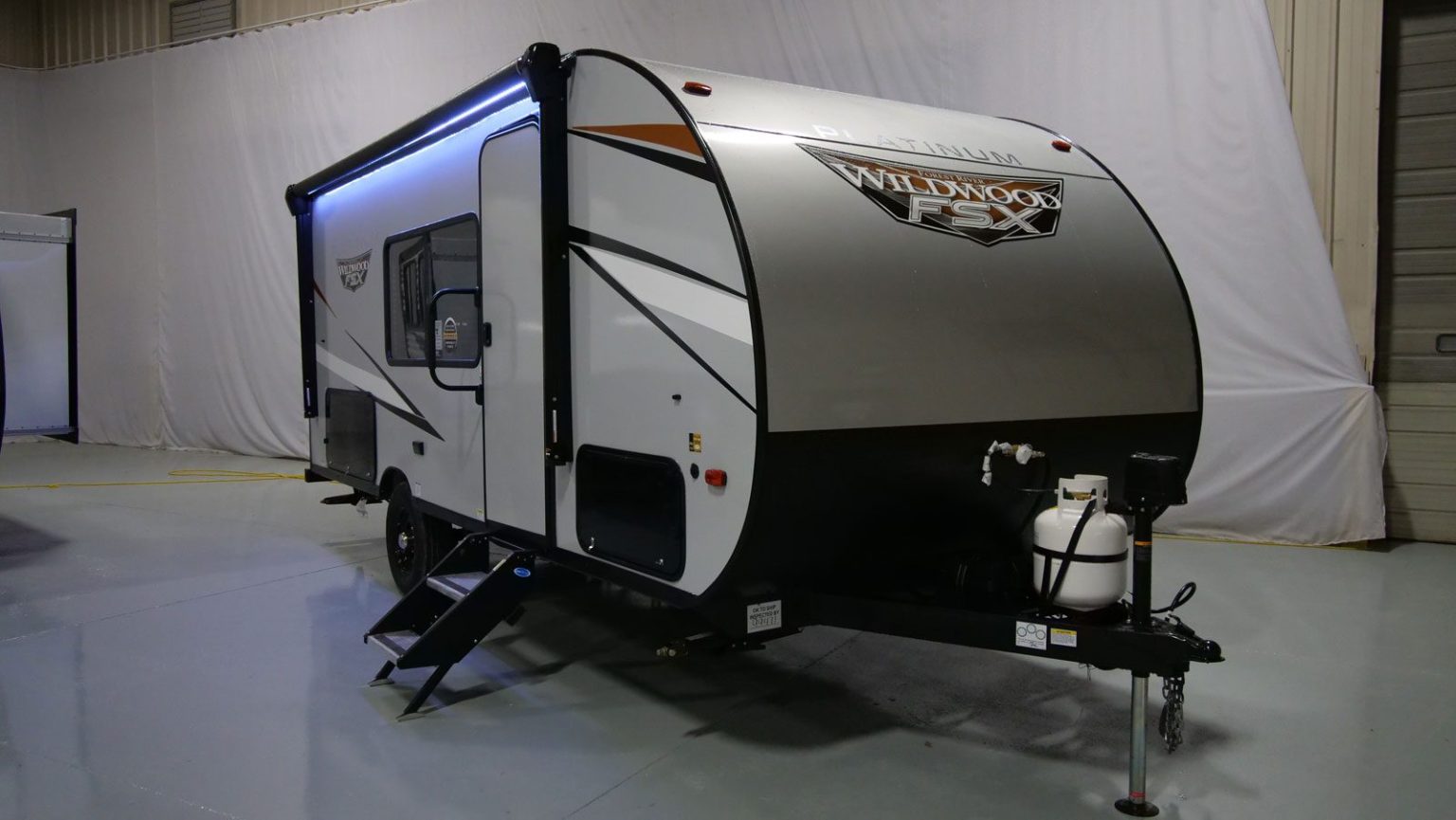 Is the FSX Travel Trailer Worth It? Drivin' & Vibin'