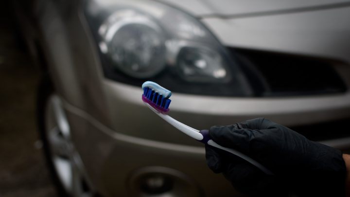Toothpaste Can Fix Your Cloudy Headlights