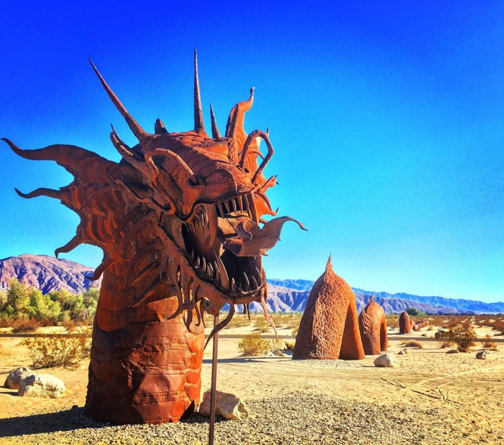 Dragon sculpture in Borrego Springs