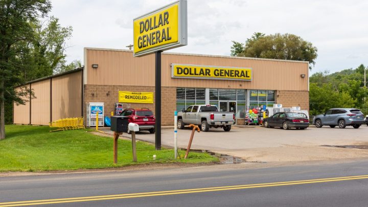 Can You Park Overnight at a Dollar General?