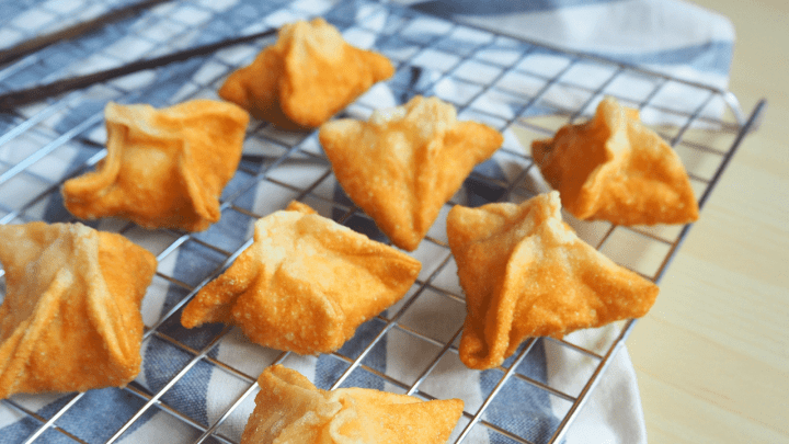 I Just Realized What Crab Rangoon Actually Is (And Strangely Like It)