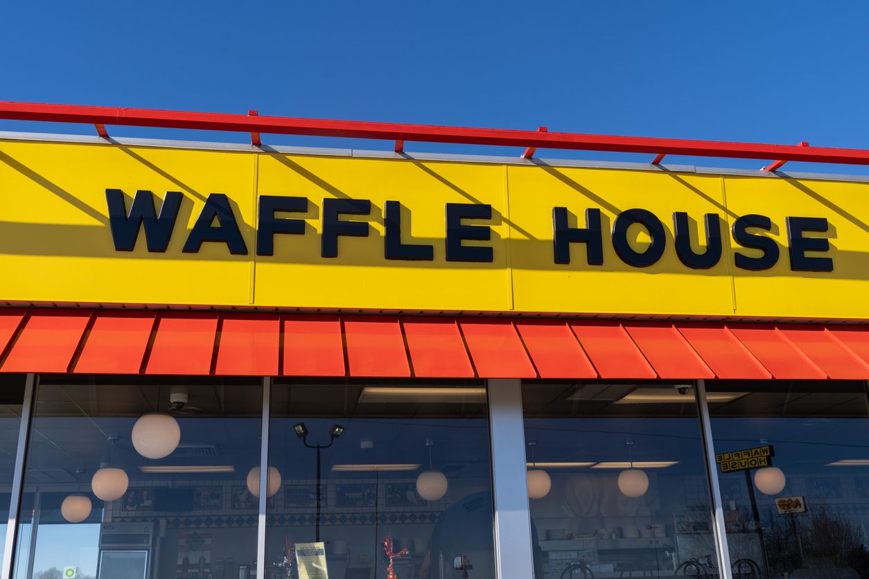 Is Waffle House Open on Christmas and New Year’s? Drivin' & Vibin'