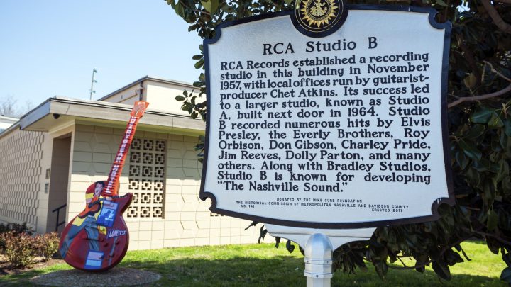 10 Dolly Parton Landmarks in Nashville