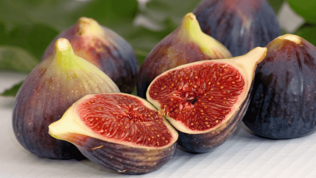 Cut up figs