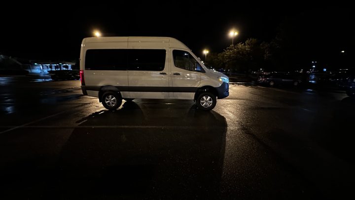 Can You Park Overnight at a Piggly Wiggly Grocery Store Without Getting in Trouble?