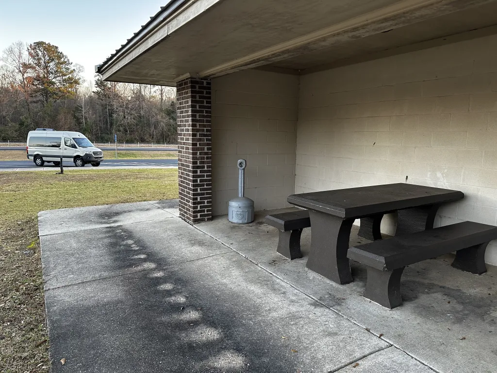 A picnic table at an Alabama interstate rest stop