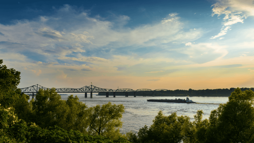 Scenic view over Mississippi River