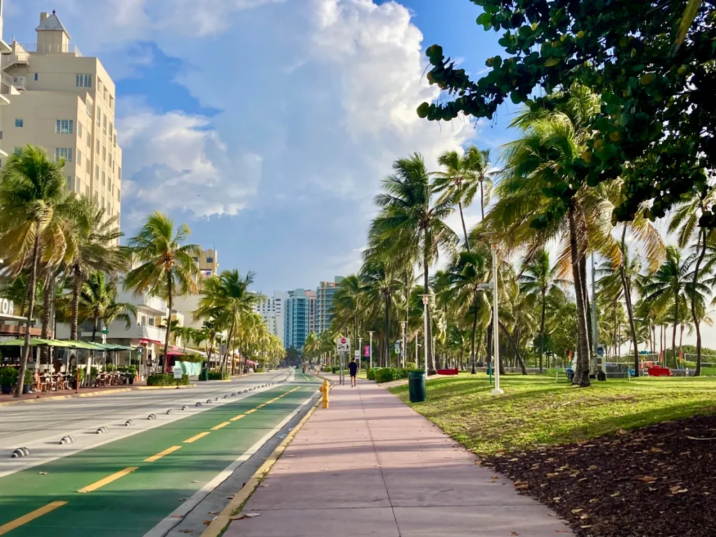Ocean Drive in Miami is popular with locals and tourists, and for filming movies