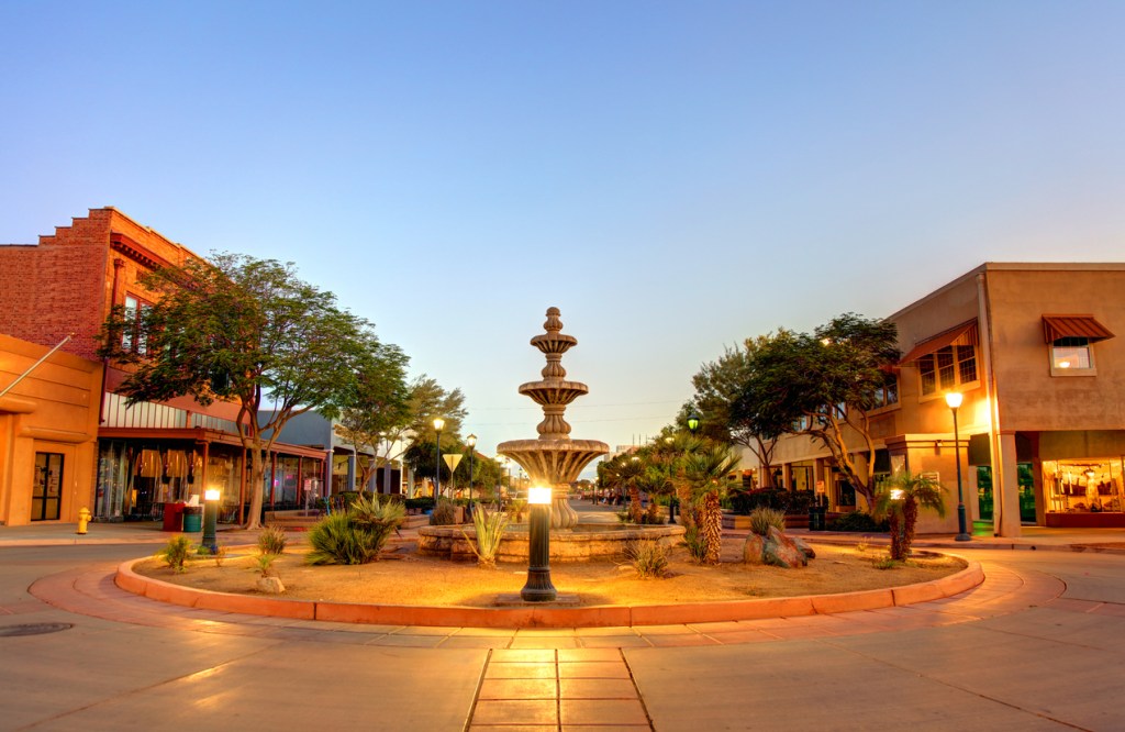A roundabout and plaza in Yuma, Arizona, one of the best places in the Southwest for snowbirds.
