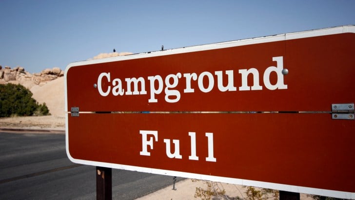 campground full sign - use CampScanner to find a spot