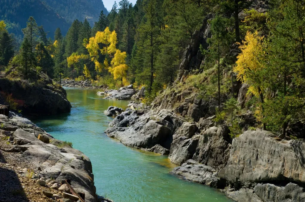 A view of the Animas River in Durango, a budget travel experience you'll want to enjoy!